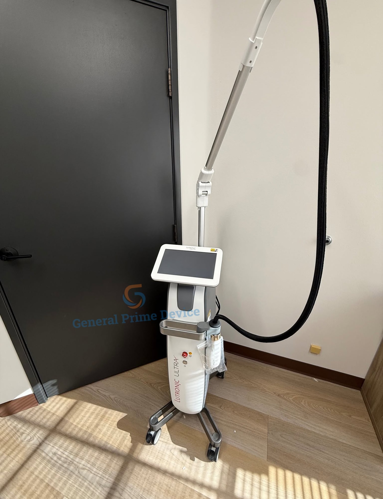 Cynosure Lutronic LaseMD Ultra
