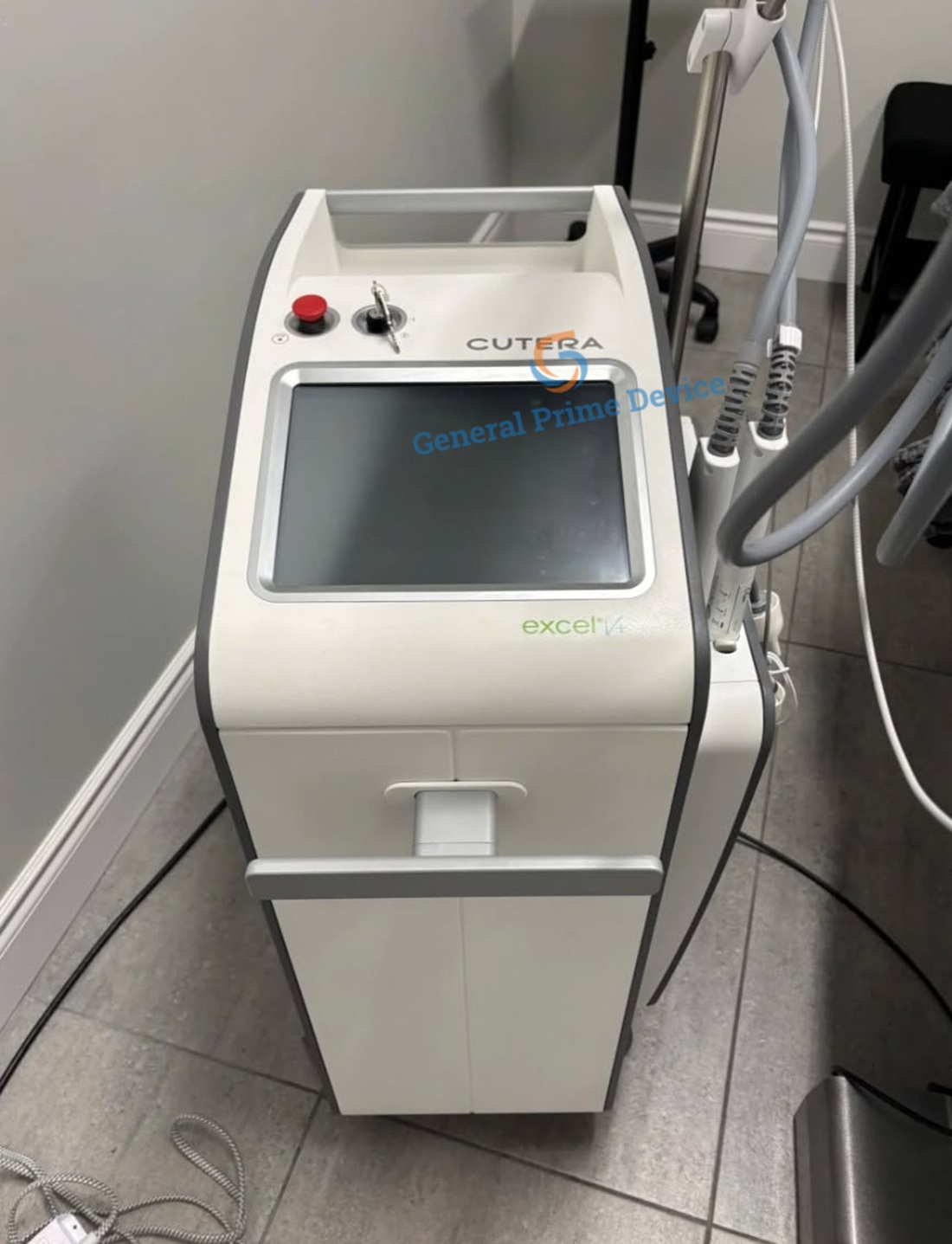 Cutera Excel V+ Dual Wavelength 1064nm Laser Genesis
