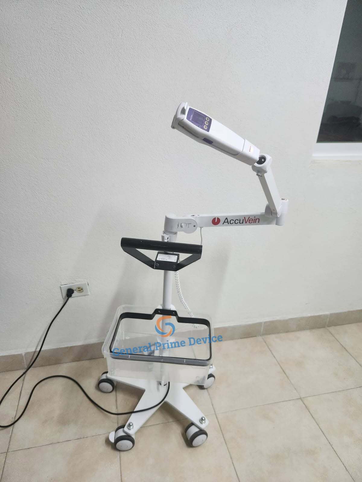 AccuVein AV500 Handheld Vein Finder