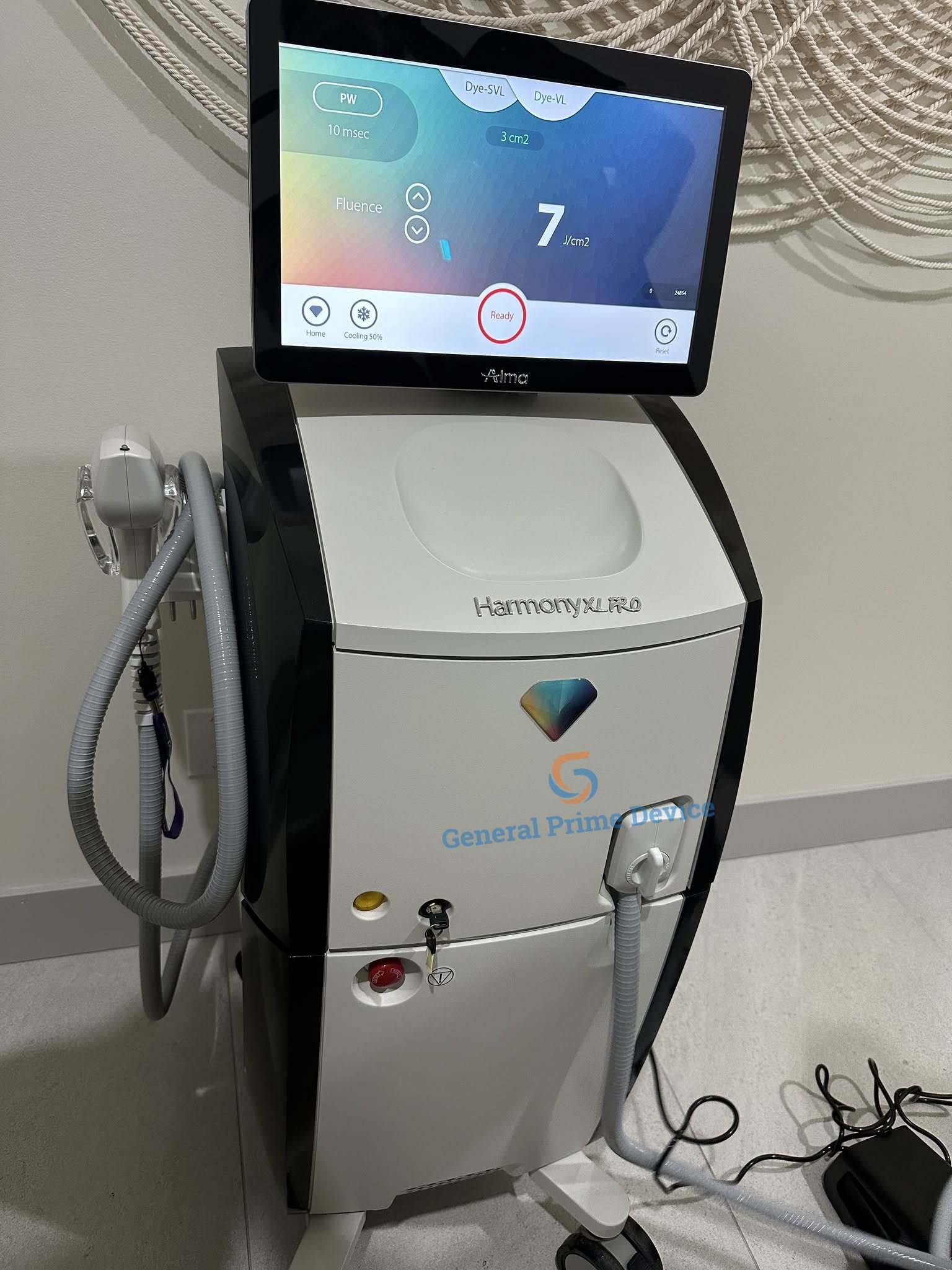 Alma Harmony XL Pro Laser Machine