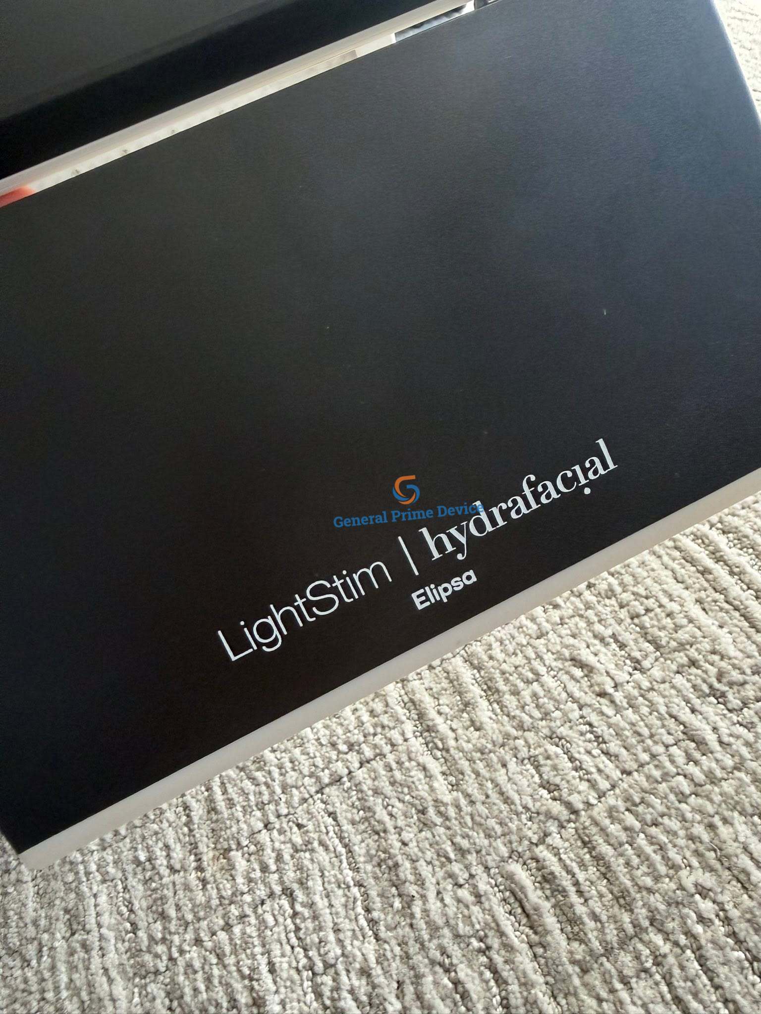 Hydrafacial Syndeo Machine